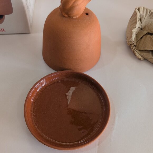 The Cook's Bazaar Terra Cotta Garlic Roaster New - Open Box - Picture 6 of 8